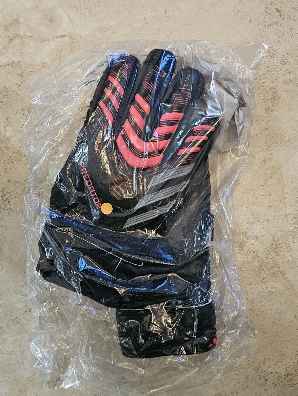 Adidas Predator Lucid Red Black Match Fingersave Goalkeeper Gloves NEW
